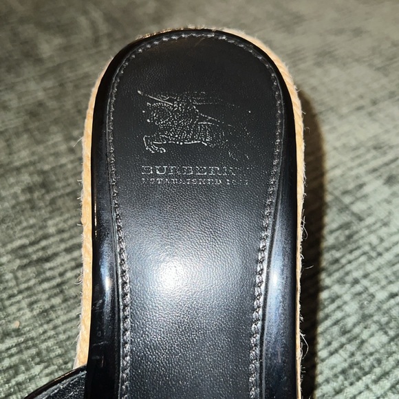 BURBERRY NOVA CHECK ESPARDRILLE/ WEDGES/SLIDE ON SANDALS—US 9 or UK 40 - Picture 12 of 15